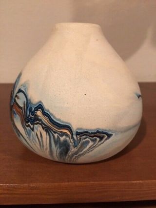 VTG Nemadji Swirl Vase 4” Tall Indian Pottery Native Clay Hand Made USA Stamped 3
