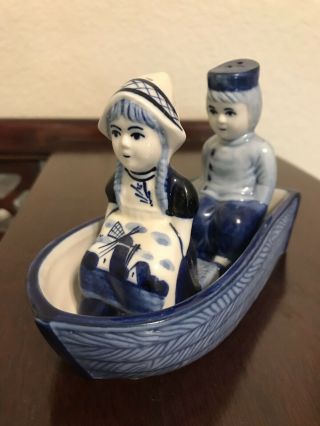 Vintage 3pc Delft Blue Holland Dutch Boy Girl In Boat Salt & Pepper Shaker Set