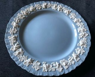 Wedgwood Queensware Shell Edge Cream On Lavender Dinner Plate