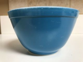 Vintage Pyrex Blue 401 Mixing Bowl