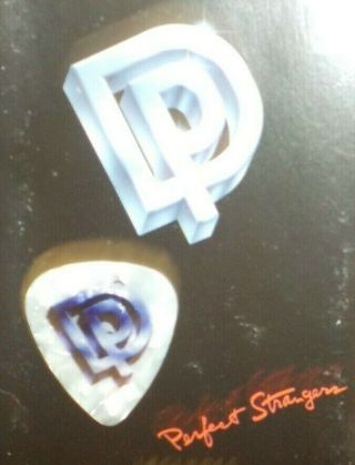 Deep Purple Ritchie Blackmore " Signature " Dp Perfect Strangers Logo Guitar Pick