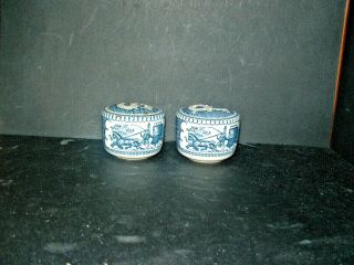 Vintage Currier And Ives Royal China Blue Transferware Salt And Pepper Shakers