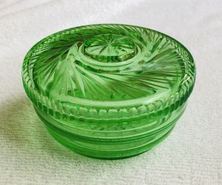 Rare Bohemian Green Pinwheel Cut Glass Powder Jar Box Czecho - Slovakia Marked