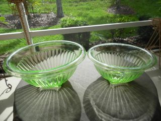 Set Of 2 Vintage Anchor Hocking Green Depression Glass Mixing Bowls