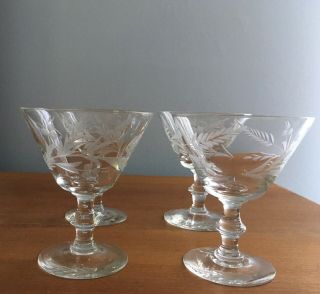 Set Of 8 Vintage Etched Crystal Wine Dessert Glasses Glassware Stemware 2