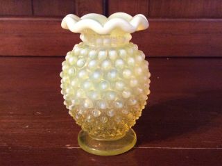 Vintage Fenton Topaz Opalescent Hobnail Mini Bud Vase 3