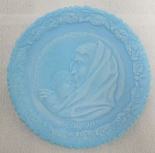 Fenton Art Glass Blue Satin 1971 Mothers Day Plate