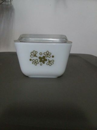 Pyrex Corning Crazy Daisy Refrigerator Dish 501 With Lid 1.  5 Cup White & Green