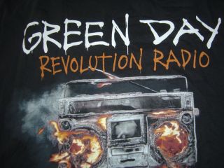 Green Day Revolution Radio 2017 Concert Tee Shirt - - Medium