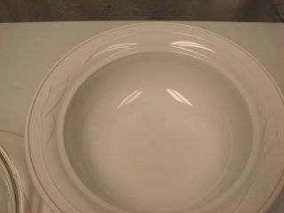 Corning Ware L - 21 Casual Elegance Round 1 1/4 Qt.  Serving Bowl With Lid & Seal 5