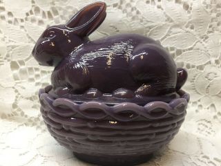 Purple Milk Glass Bunny Rabbit On Nest Basket Candy Dish Easter Egg Amethyst Art