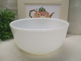 Fire King 8 - 1/4 " X 4 - 1/4 " White Milk Glass Mixing Serving Bowl Anchor Hocking