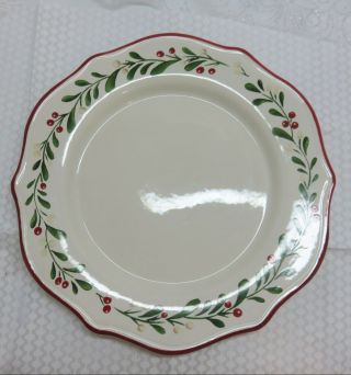 Better Homes & Gardens Christmas Heritage Dinner Plate Mistletoe