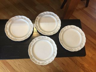 Set Of 4 Retired Pfaltzgraff Heirloom 10 1/2 " Dinner Plates.  Floral Gray