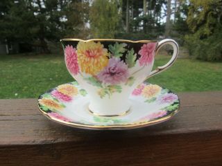 Paragon Fine Bone China Tea Cup & Saucer - Mums - By Appointment To The Queen