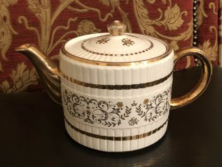 Vintage Ellgreave Teapot Ironstone Made In England A Division Of Wood & Sons