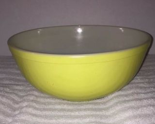 Vintage Pyrex Primary Colors Yellow 404 4 Quart Mixing Bowl