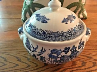 Churchill Blue Willow Tureen Covered Serving Bowl Euc