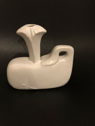 Jonathan Adler Happy Chic White Whale Vase Diffuser Ceramic Home Decor Animal 3