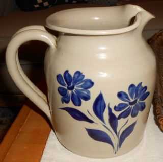 Pretty Country Style Williamsburg Pottery Stoneware Pitcher With Blue Flowers