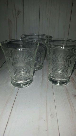 Set Of 3 Vintage Mid Century Modern Juice Glasses Etched Laurel Leaf Lines