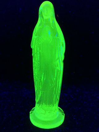 Green Vaseline Glass Madonna Doll Figurine Uranium Catholic Religious Mary Pray