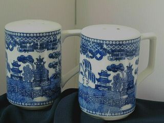 Vintage Large Blue Willow Salt and Pepper Shakers 2