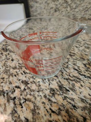 Vintage Pyrex Red Letter 1 Cup 8 Oz Reverse Read From Inside Measuring Cup 3