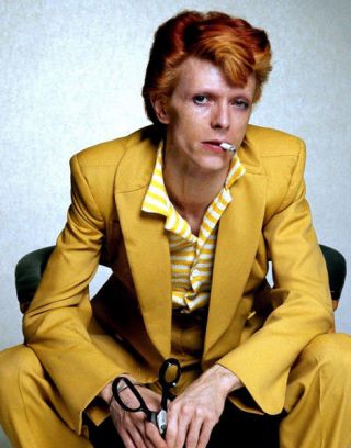 David Bowie Unsigned Photo - K2878 - English Singer,  Songwriter And Actor