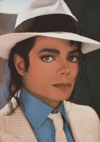 Michael Jackson Unsigned Photo - 8091 - Smooth Criminal & Ain 