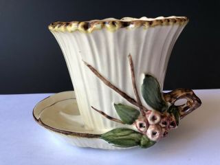 Vintage 1950 Mccoy Art Pottery Fancy Lotus Leaf Flower Pot