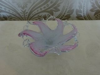 Vintage Retro Art Glass Pink Bowl Flower Design 13cm Diameter Widest