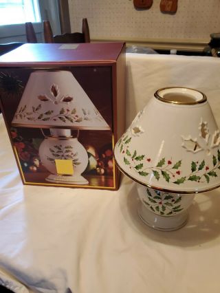 Lenox Porcelain Holiday Winter Greetings Candle 10’’tall Lamp Box Nib