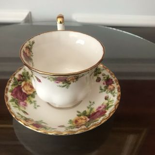 Royal Albert Old Country Roses Teacup and Saucer 1963 Dated 2