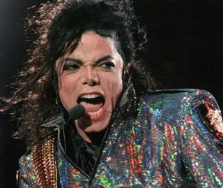 Michael Jackson Unsigned Photo - 8084 - Billie Jean,  Thriller & Beat It