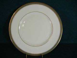 Royal Doulton Clarendon H4993 Dinner Plate (s)