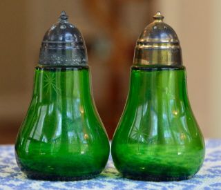 Paden City Etched Glass Salt & Pepper Shaker Set Emerald Green Etched Stars