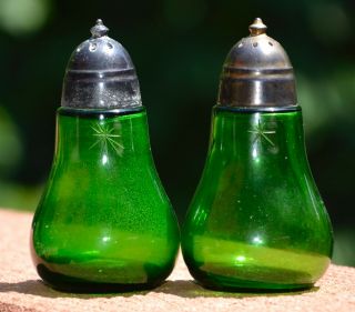 Paden City Etched Glass Salt & Pepper Shaker Set EMERALD Green Etched Stars 3