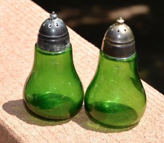 Paden City Etched Glass Salt & Pepper Shaker Set EMERALD Green Etched Stars 4