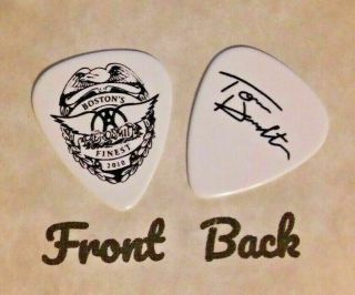 Aerosmith - Tom Hamilton Band Signature Logo Guitar Pick - (w)