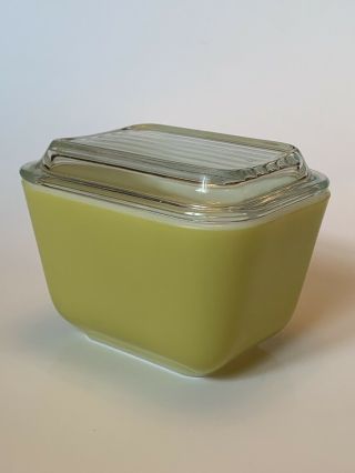Yellow Greenish Pyrex Fridge Dish With Lid 1 1/2 Cup Vintage Unique 501 B