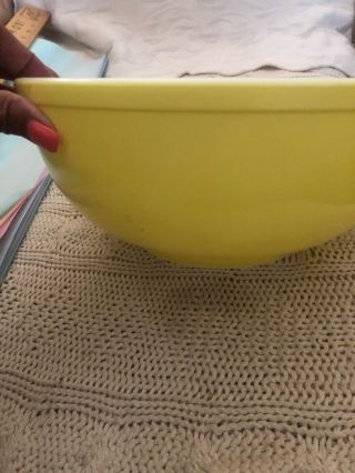Vintage Yellow Pyrex Mixing Bowl Nesting 404 4 Quart