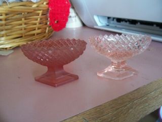 English Hobnail Frosted Pink And Pink Nut Cups Or Salts (2)