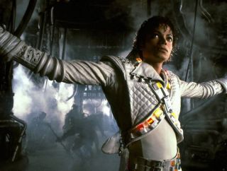 Michael Jackson Unsigned Photo - 8093 - The Way You Make Me Feel & Scream