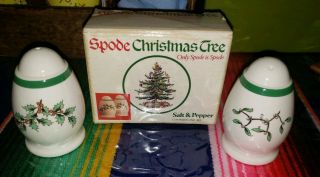 Vtg Spode Christmas Tree Salt And Pepper Set Made In England
