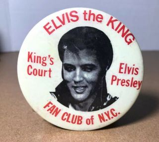 Elvis Presley The Kings Court Pin Fan Club Of Nyc Grease Button Badge 1964