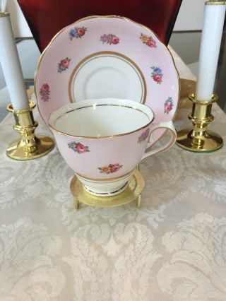 Fine China By Colclough 6598 Tea Cup & Saucer Gold Trim Collectible