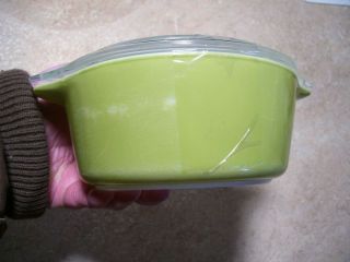 Vintage Kitchen Pyrex 1.  5 Pint Lime Green Casserole W/lid