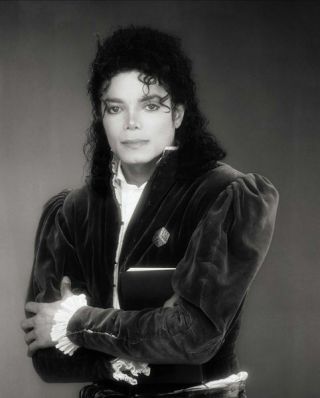 Michael Jackson Unsigned Photo - 8094 - Sexy