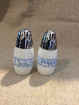 Corelle/gemco Snowflake Blue Trim Salt & Pepper Shakers